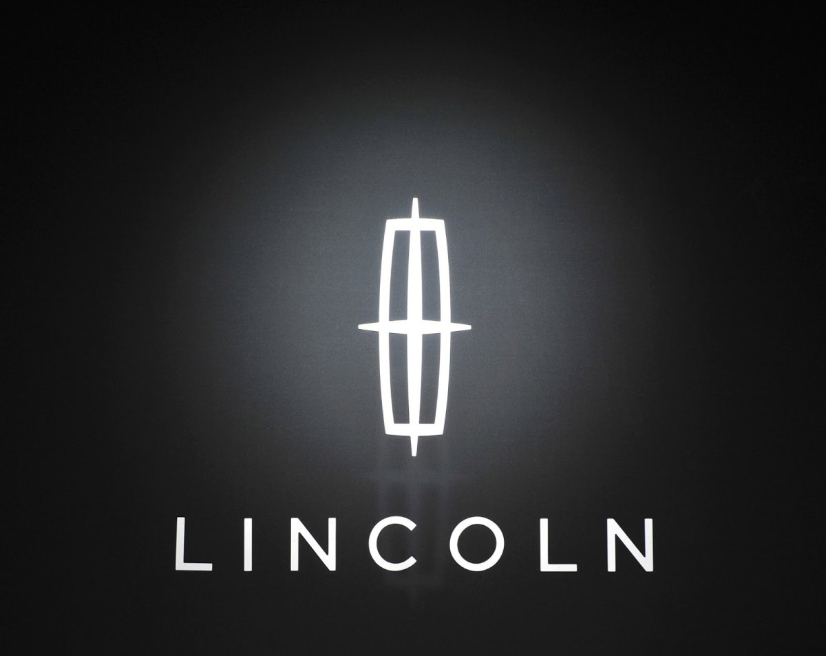 Линкольн машина значок