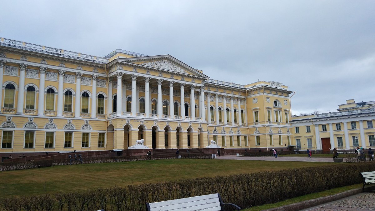 Михайловский дворец стиль