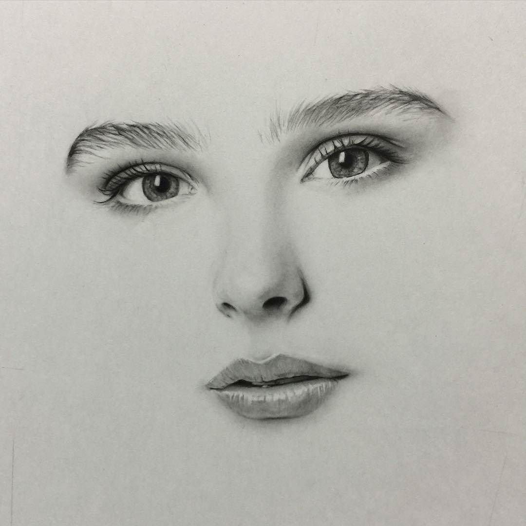 Красивые портреты легко. Ана де Армас рисунки портрет карандашом. Лицо карандашом. Женское лицо рисунок.