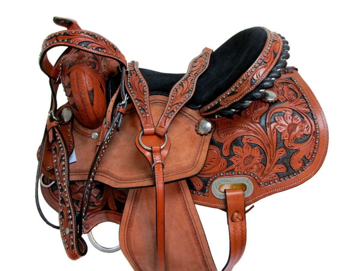 Самые красивые седла для лошадей