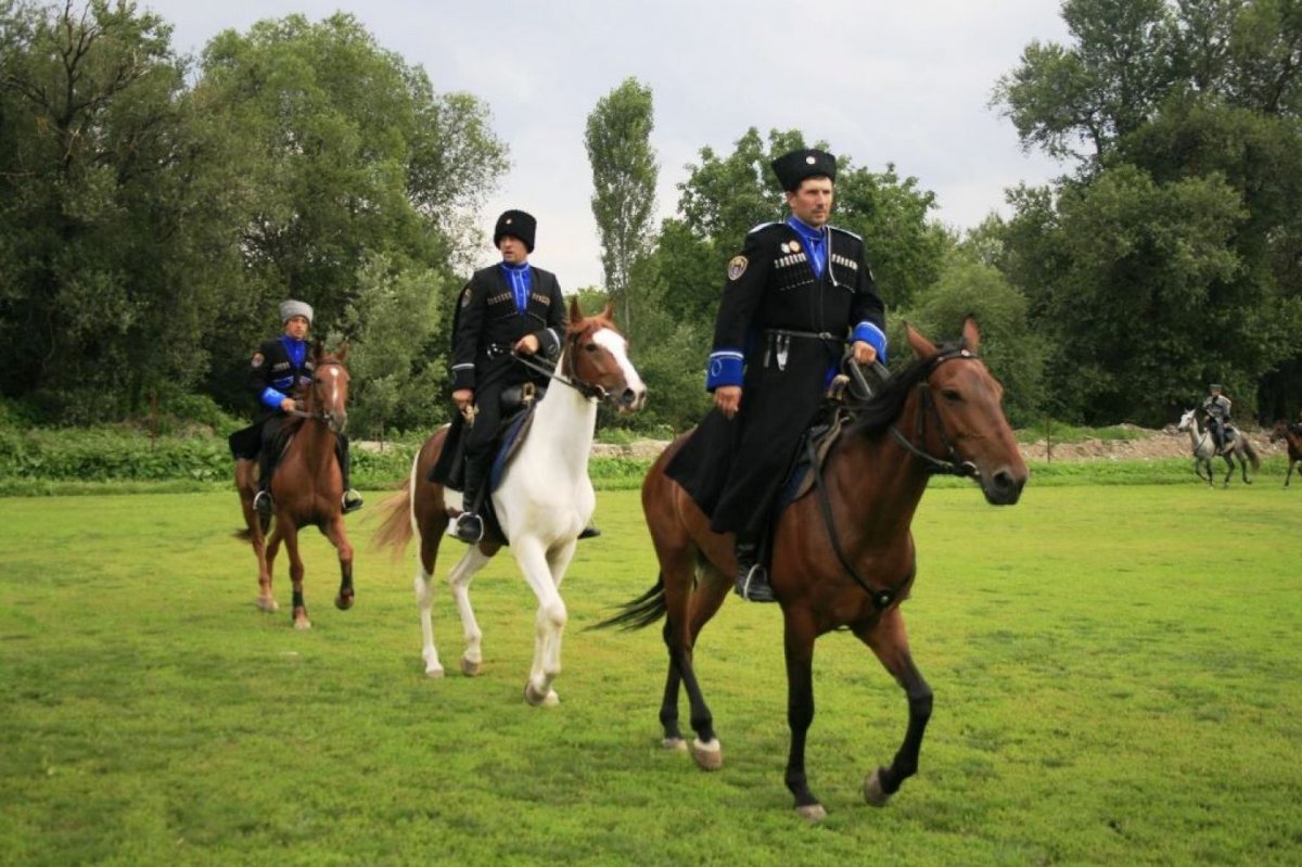 Казак на лошади