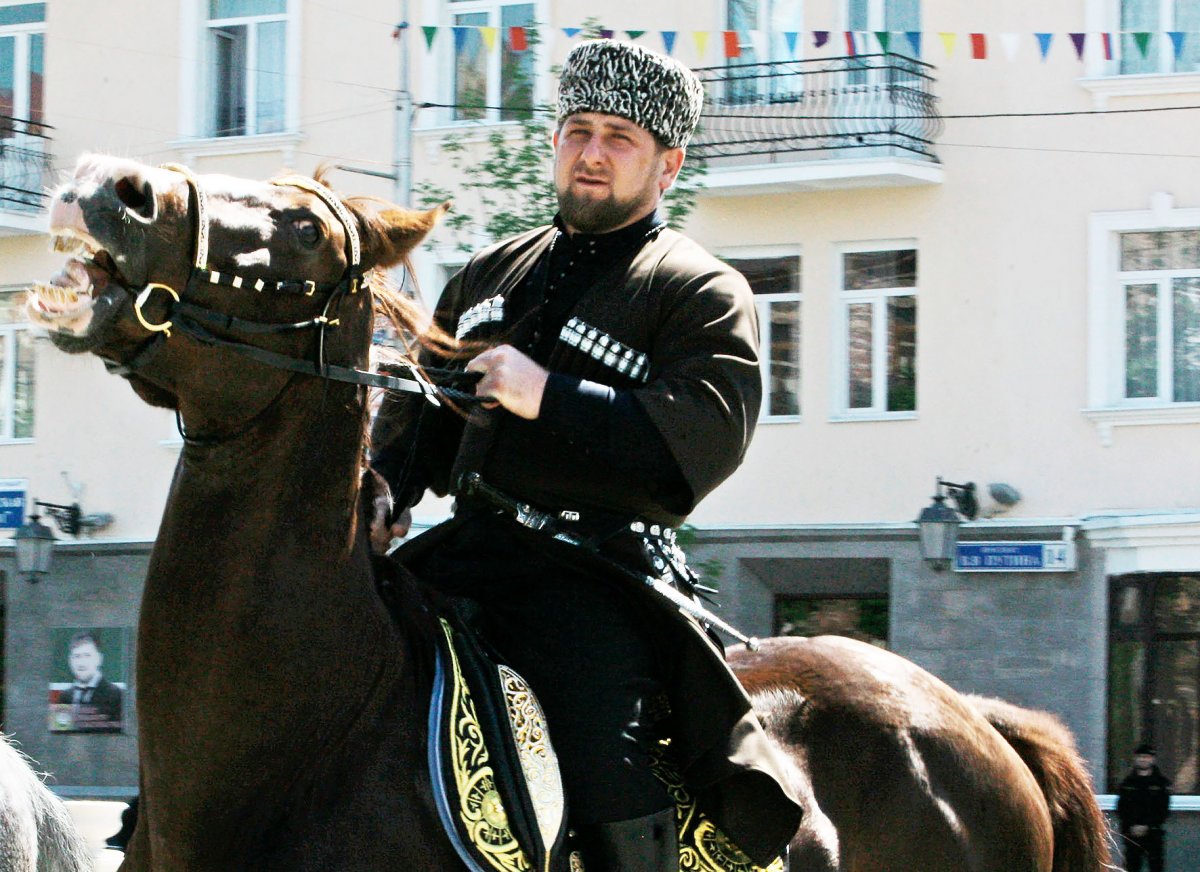 Рамзан Кадыров на коне