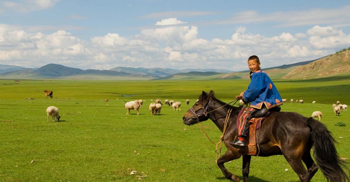 Бурят на коне