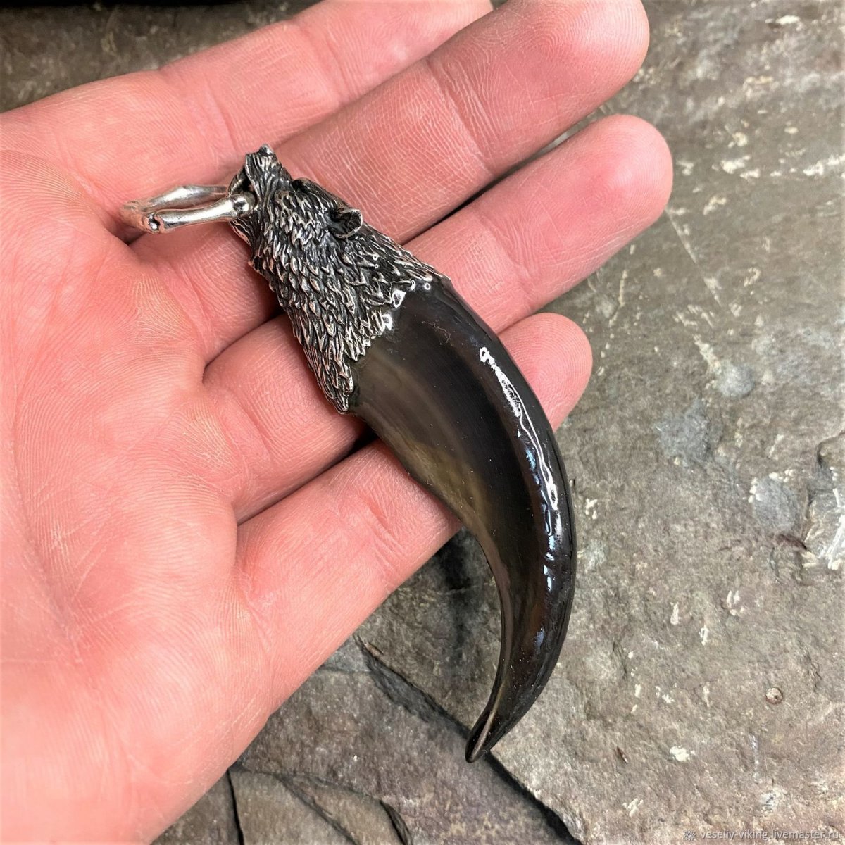 Коготь медведя оберег