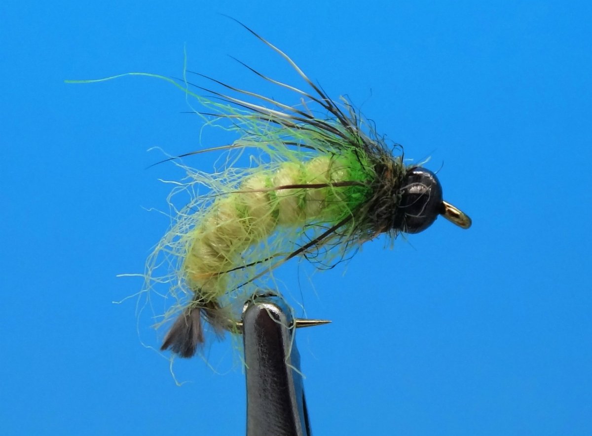 Мушка ручейник