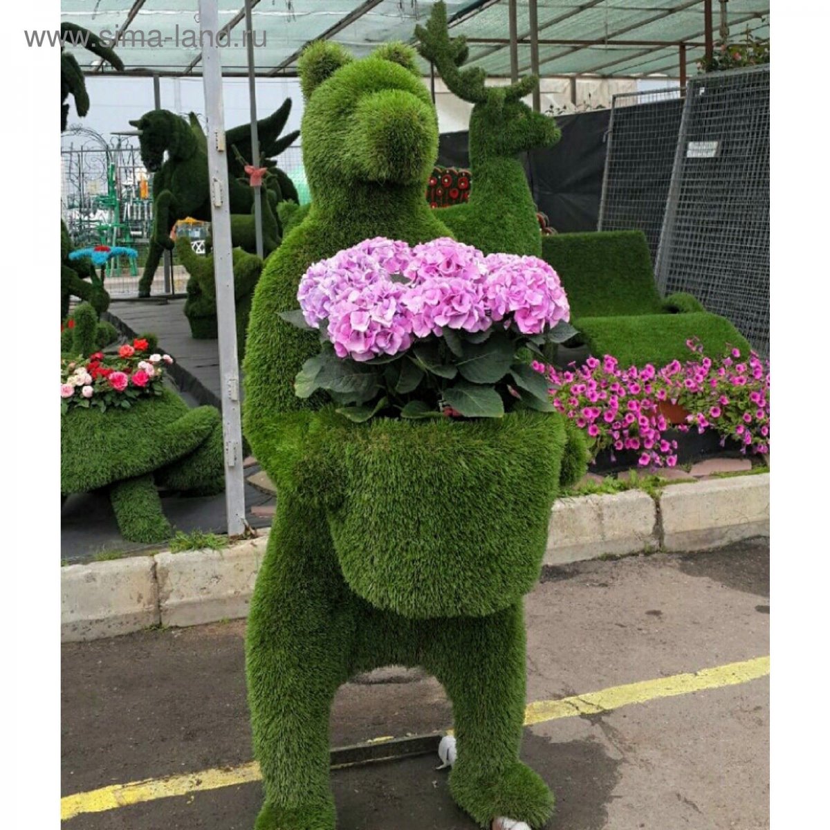 Садовые фигуры зеленые