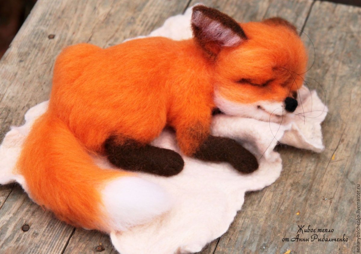 Валяние из шерсти Лисенок