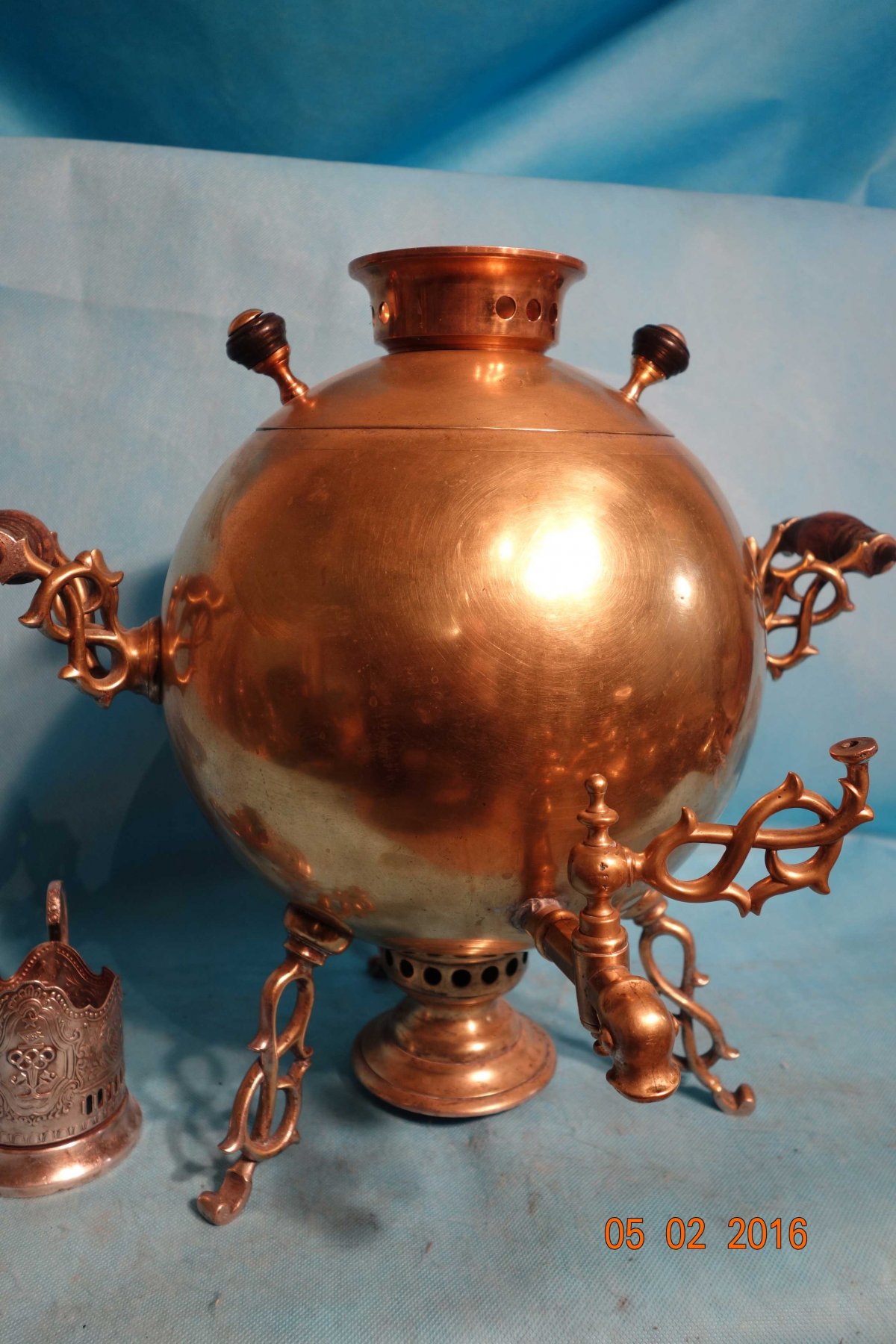 Крепление Зольников у самовара