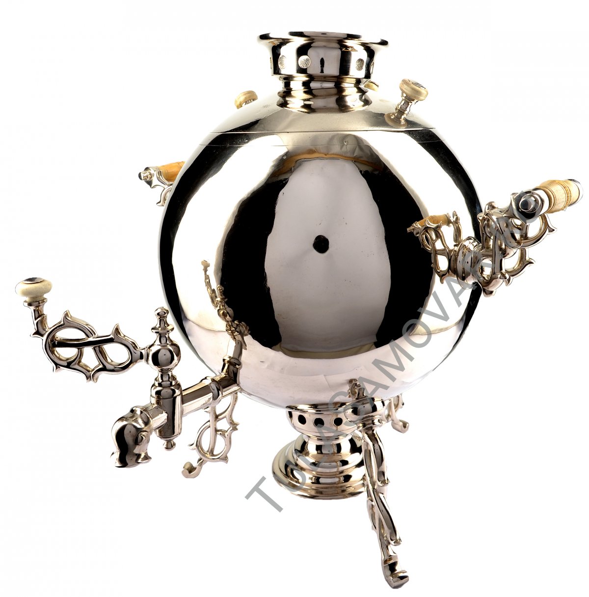 Экспонаты тульского музея самоваров