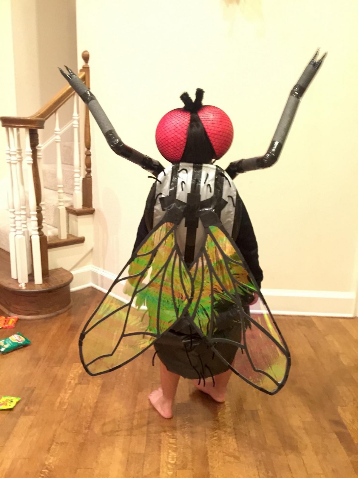 Костюм мухи для взрослого