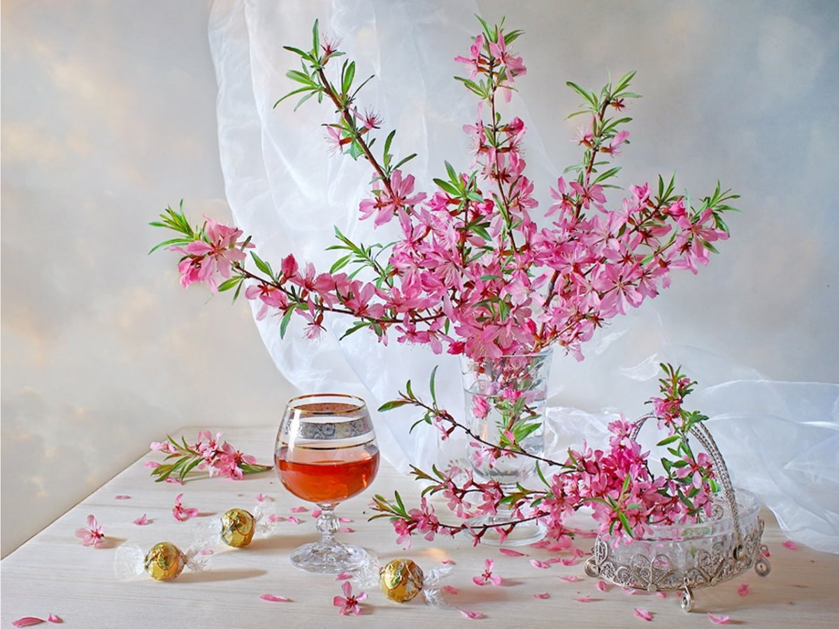 Благоухание весны натюрморт