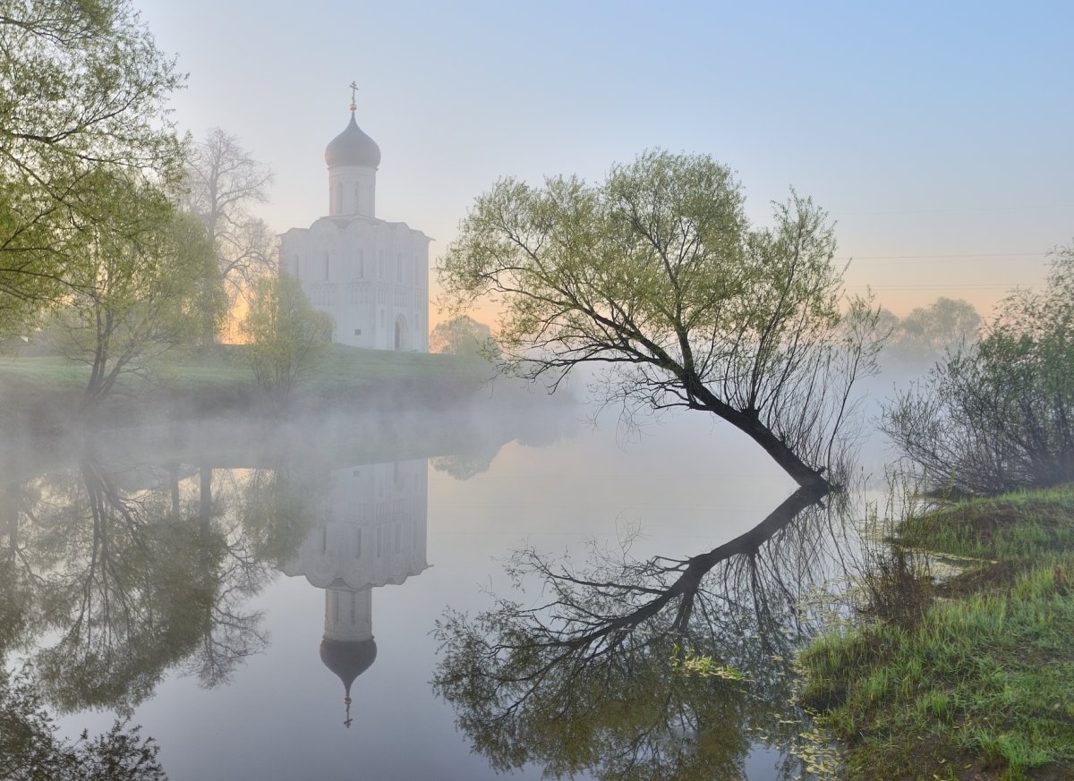 Храм на Нерли март