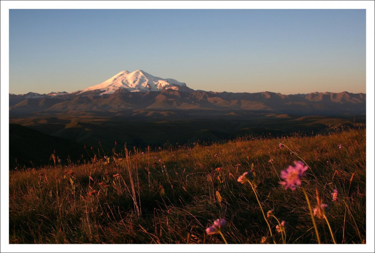 Бештау Эльбрус рассвет
