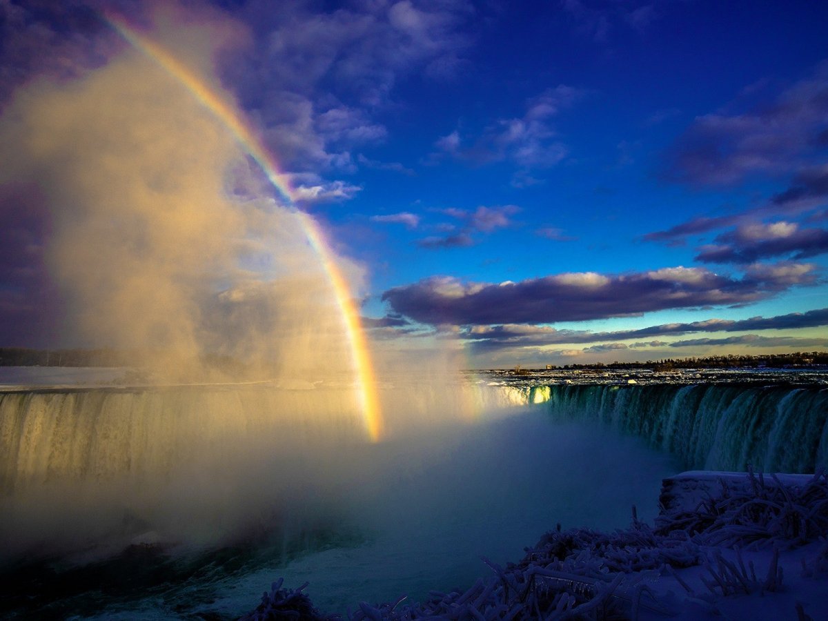 Ниагарский водопад Лунная Радуга