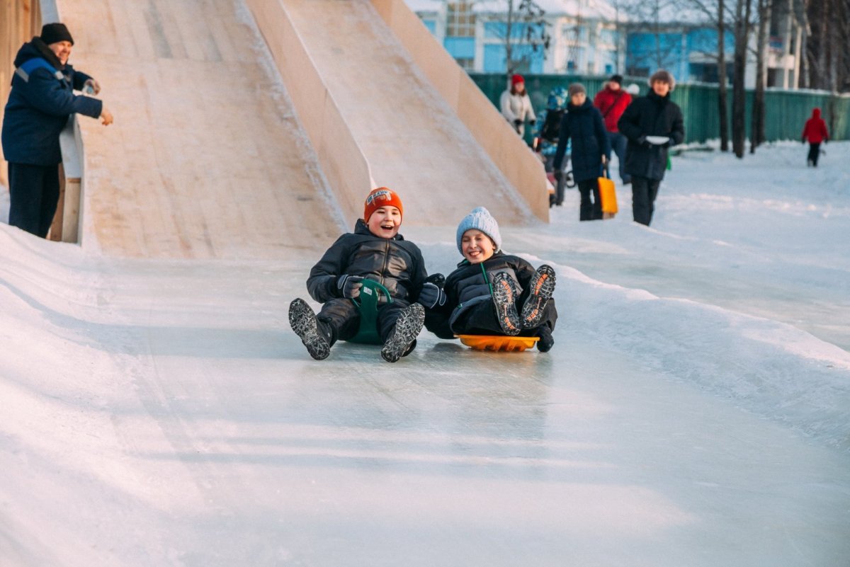 Ледяные горки в Тюмени 2019-2020
