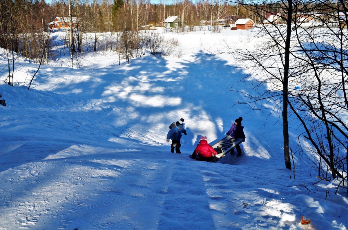 Зимние развлечения горки
