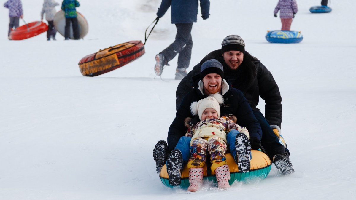 Масленица катание на Горках