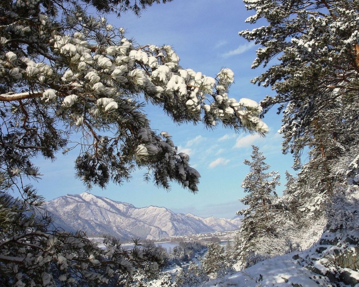 Зимние горы Орлиное гнездо