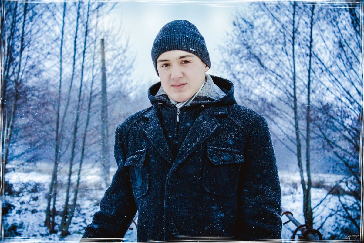 Парень зимой