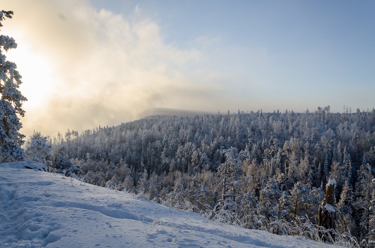 Зимний остров на ангаре