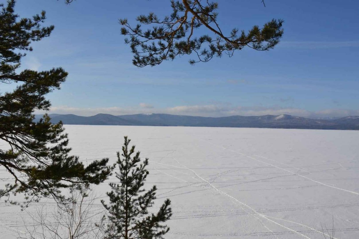 Золотой пляж Тургояк зимой