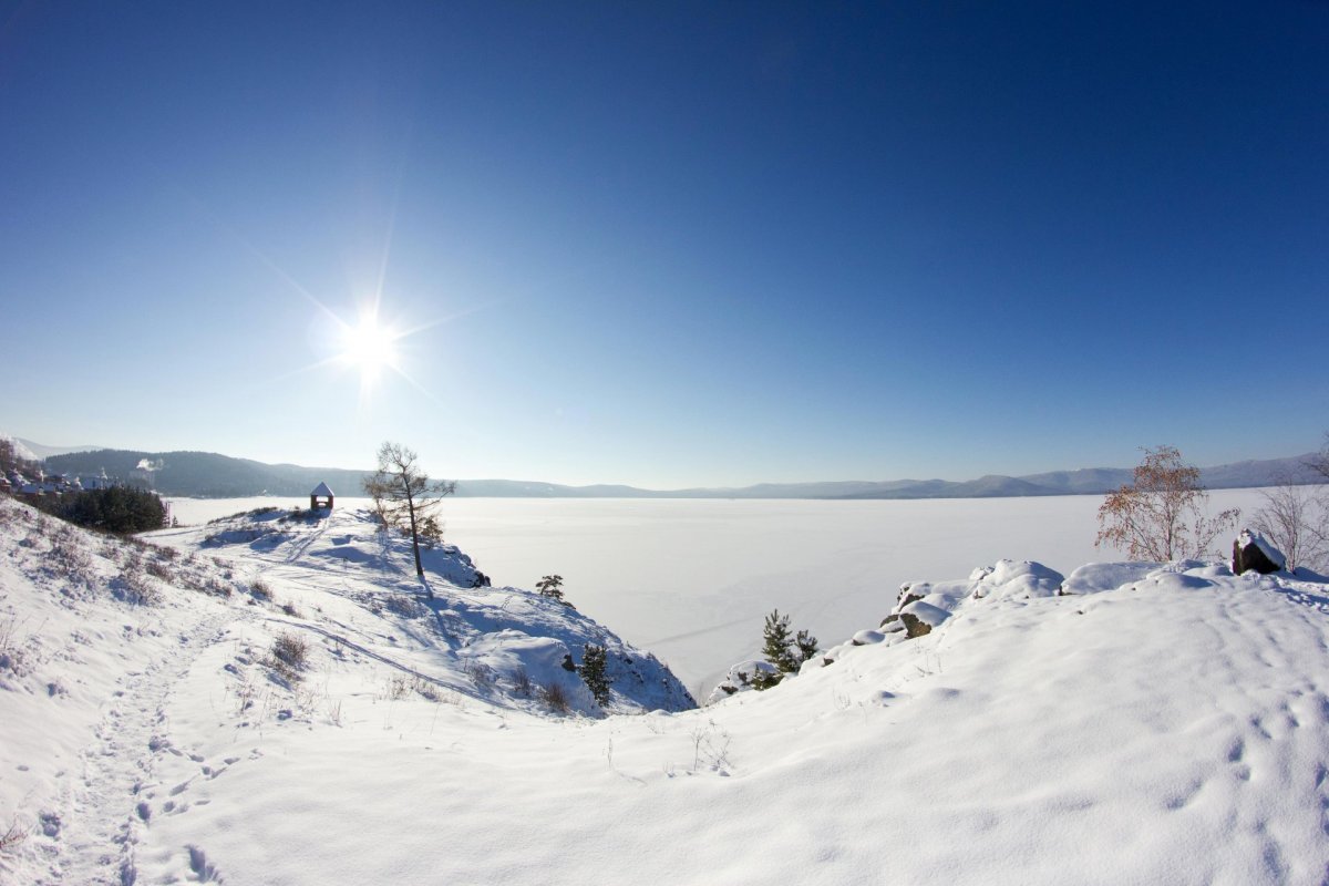 Каток на озере Тургояк