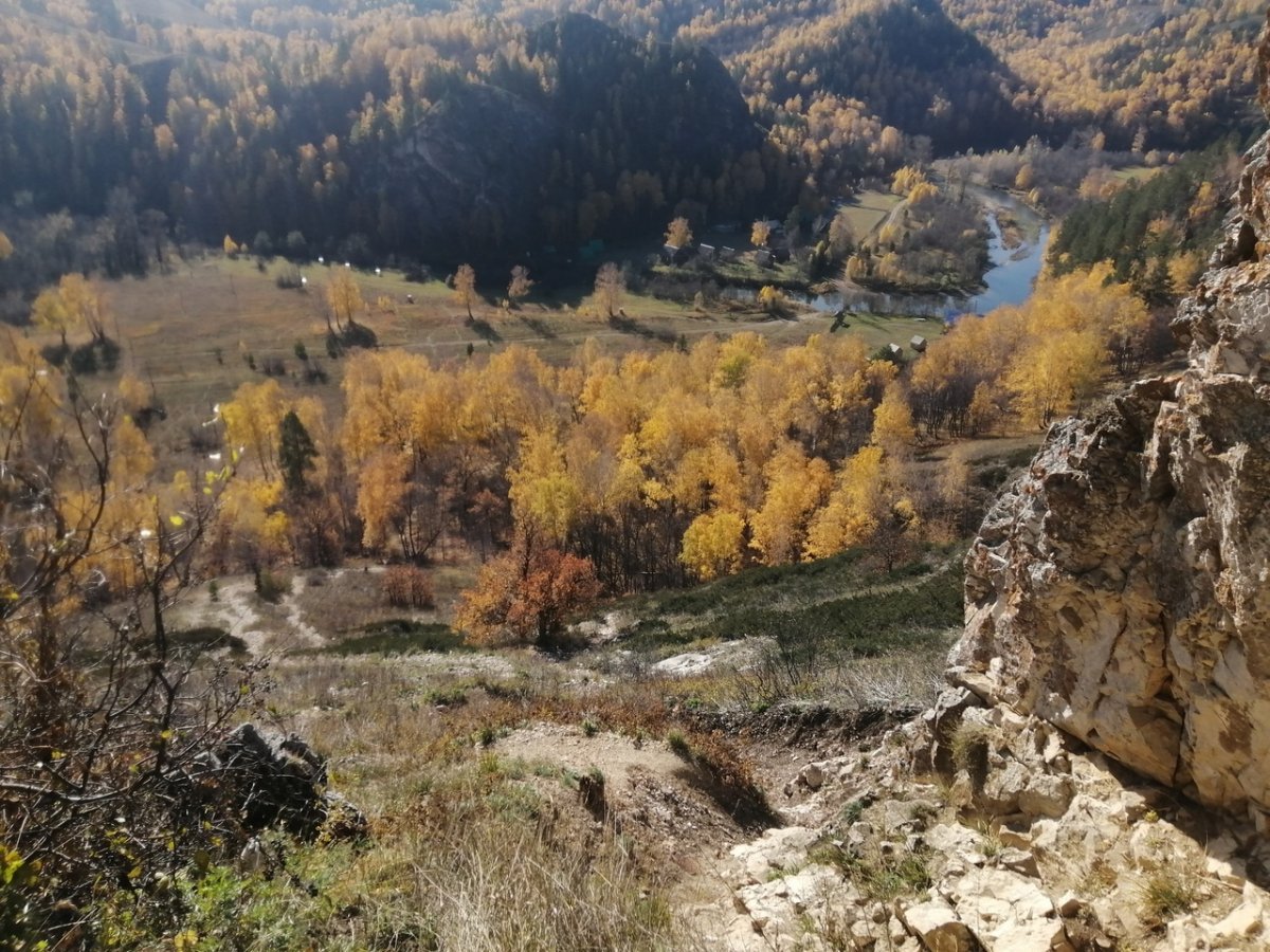 Мурадымовское ущелье осенью