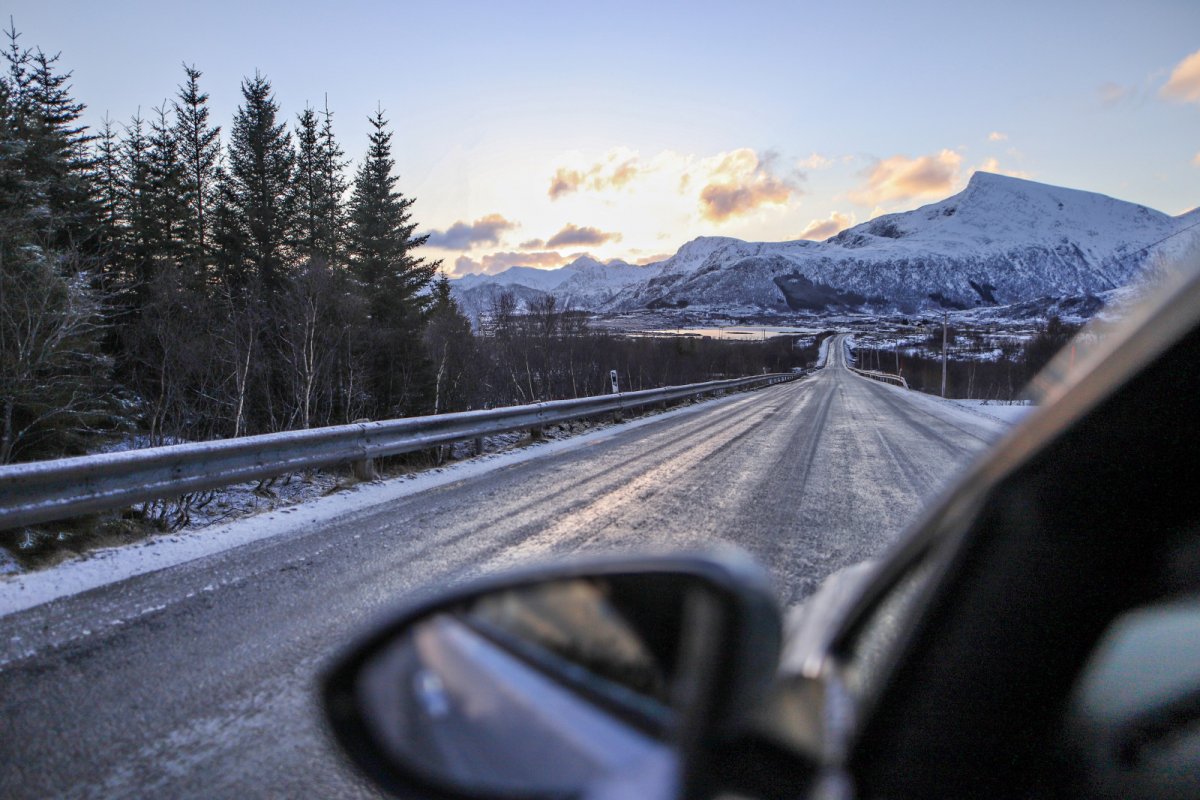 Вид из машины зимой