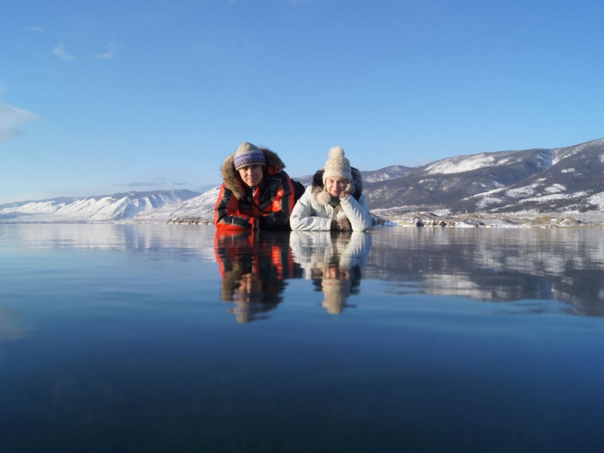 Озеро Байкал на коньках
