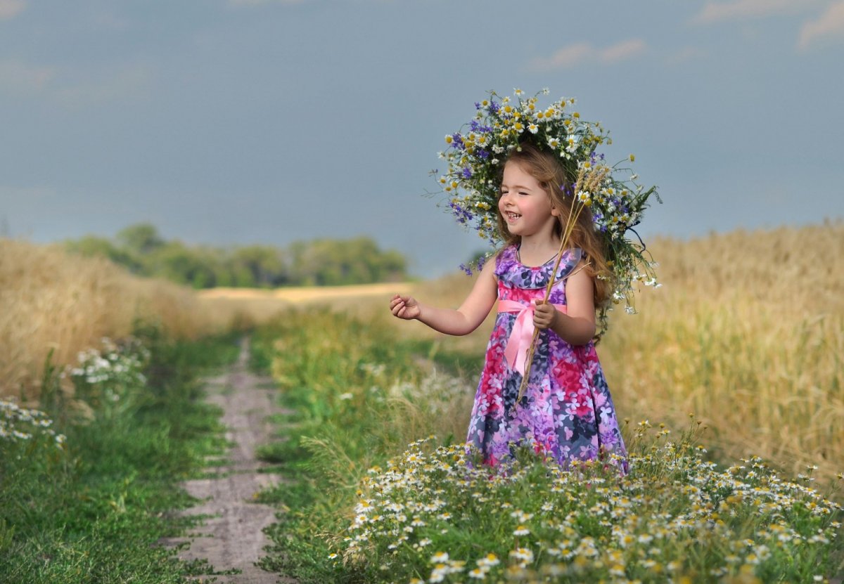 Лето дети поле