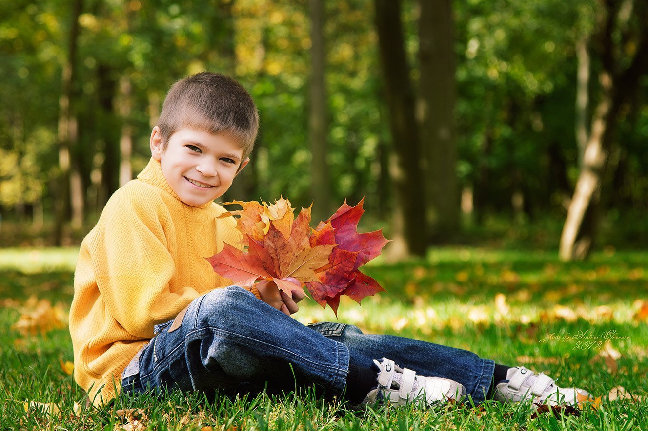 Осенняя фотосессия для мальчика