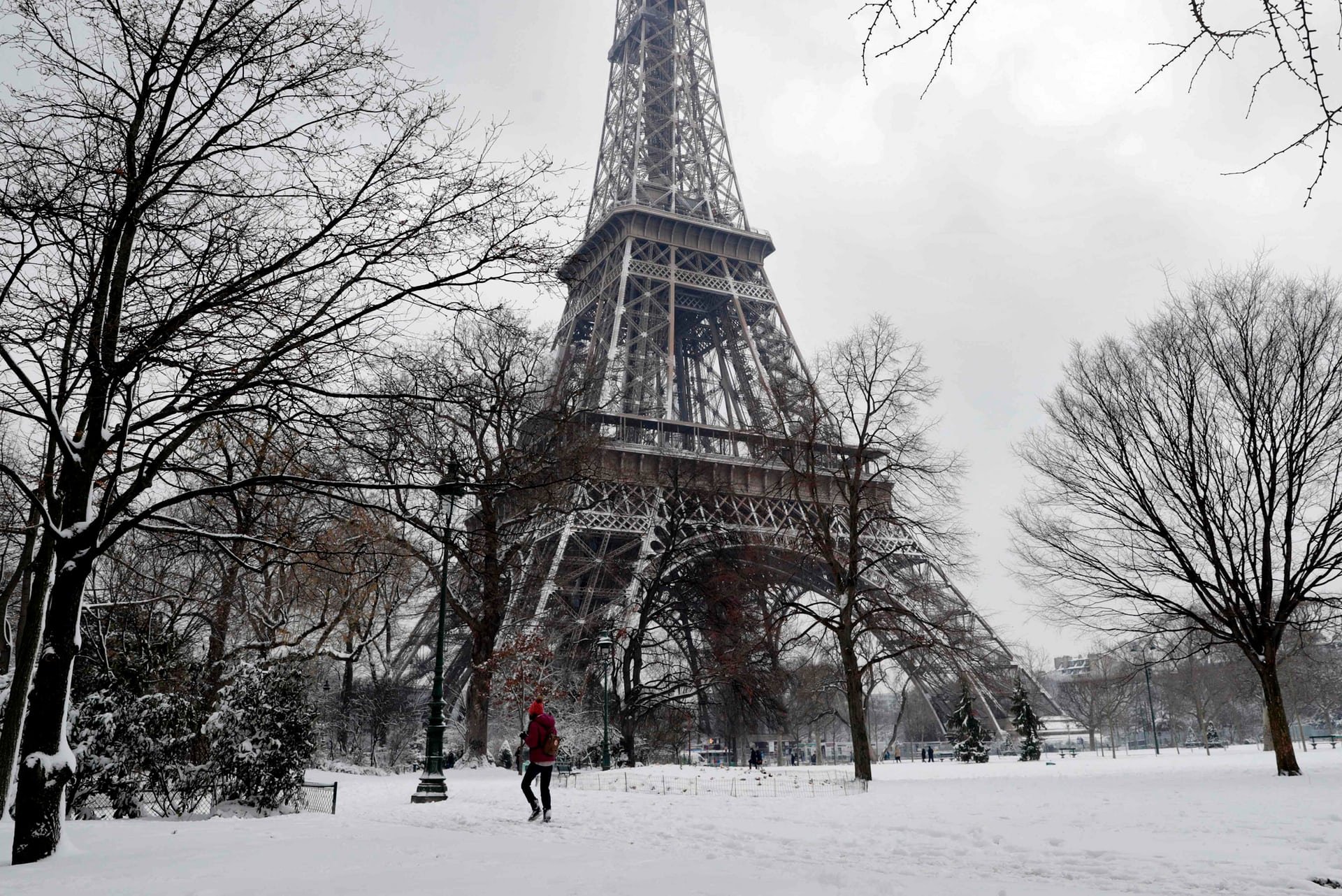 Снег во Франции