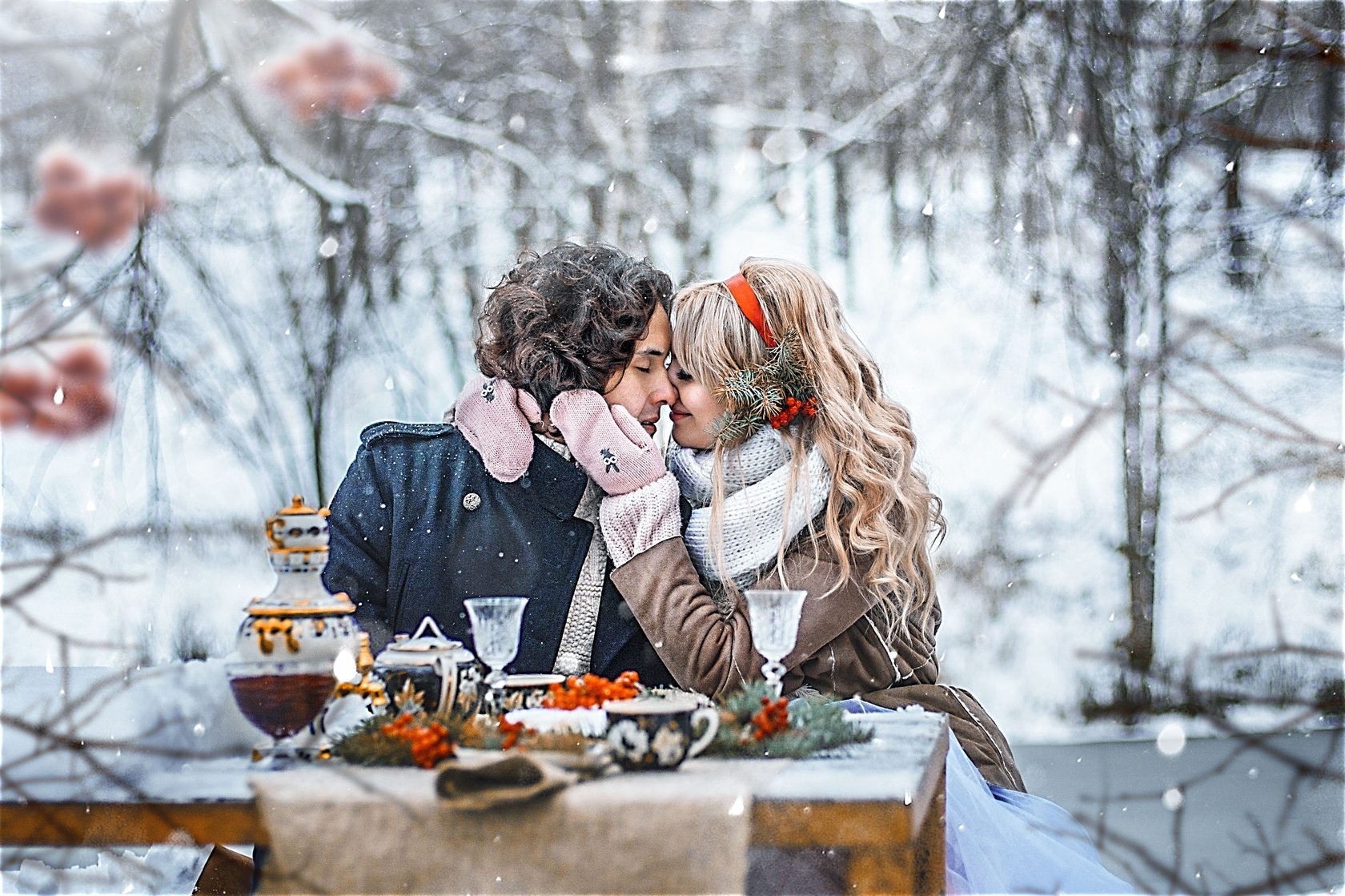Утро красивой пары. Зимняя фотосессия. Влюбленные зима. Романтика зимой. Зима любовь.
