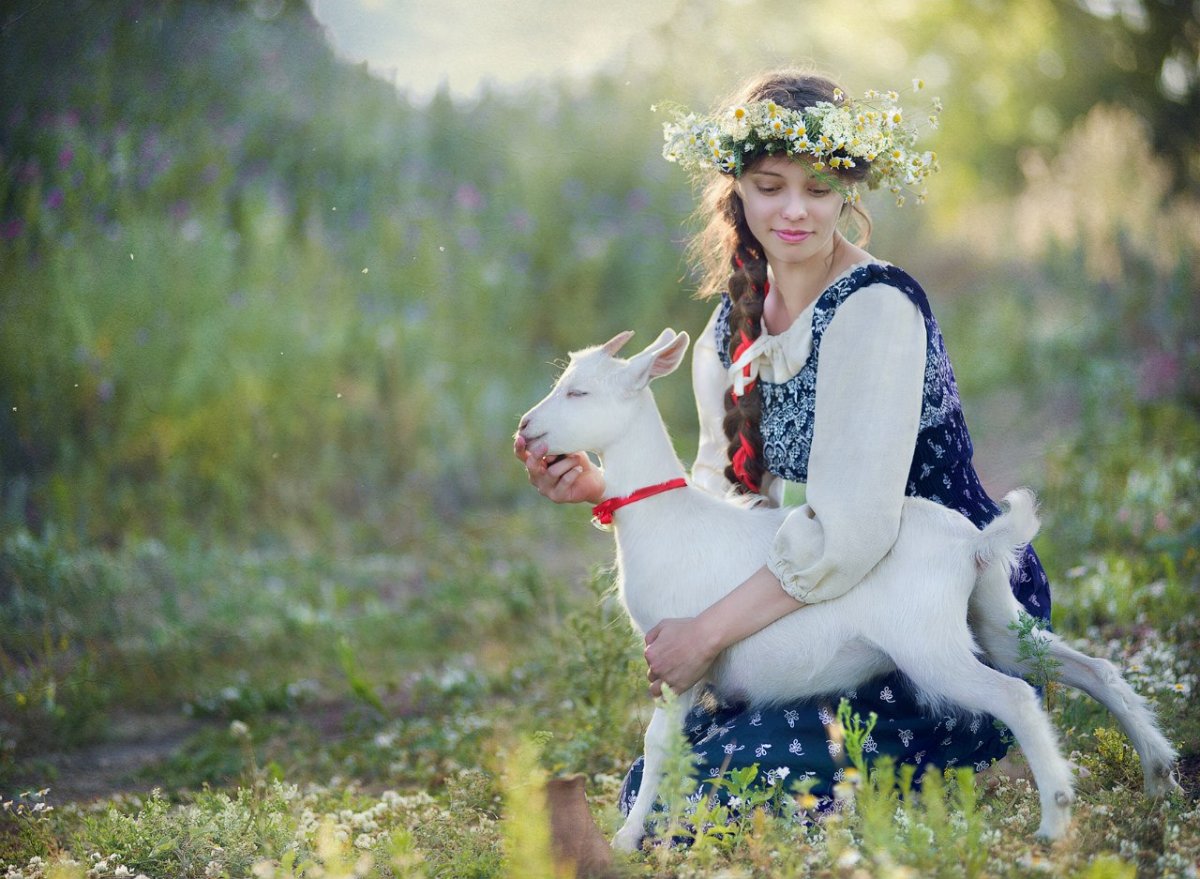Девочка с козленком