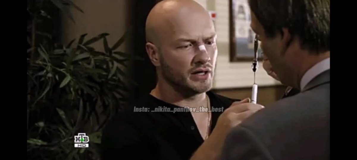 Немецкая овчарка с человеком