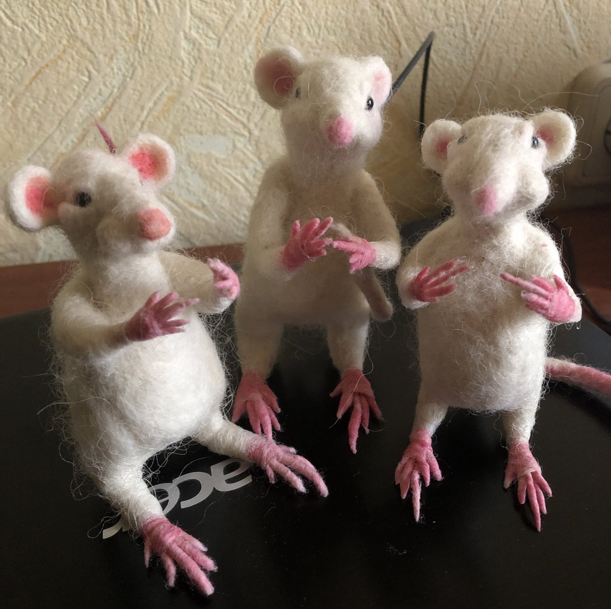 Милые крыски с сердечками