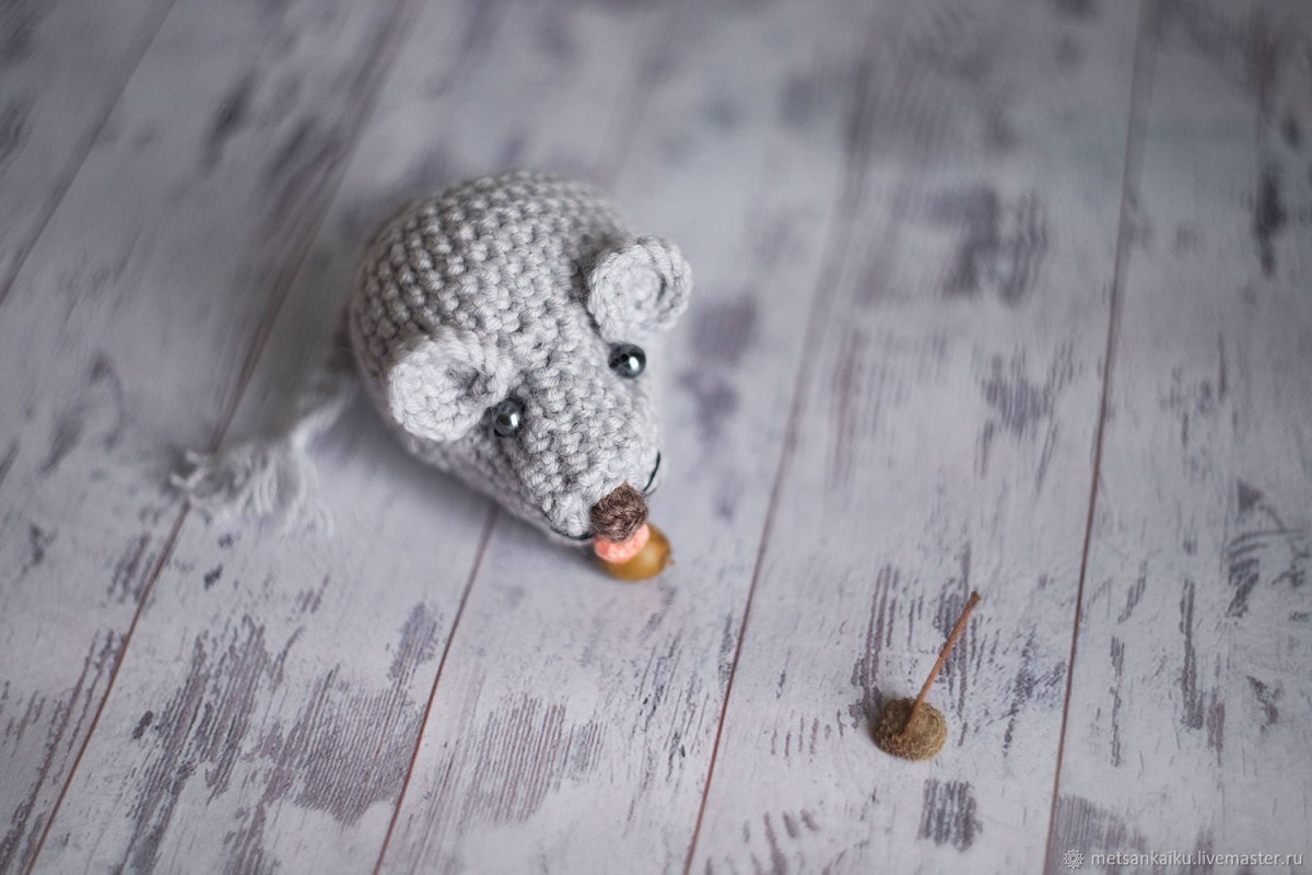 Амигуруми мышка