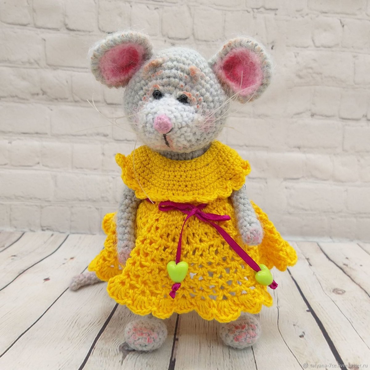 Вязаная мышь символ 2020