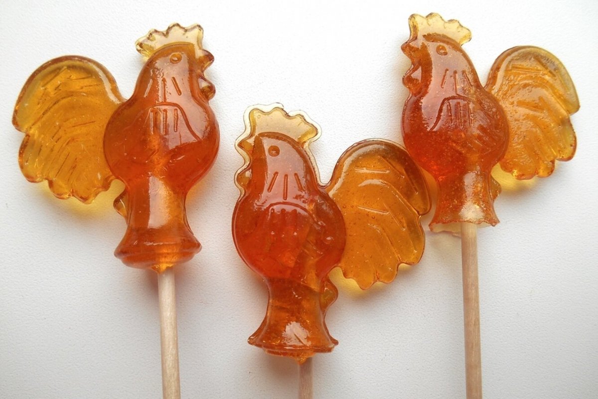Петушок на палочке