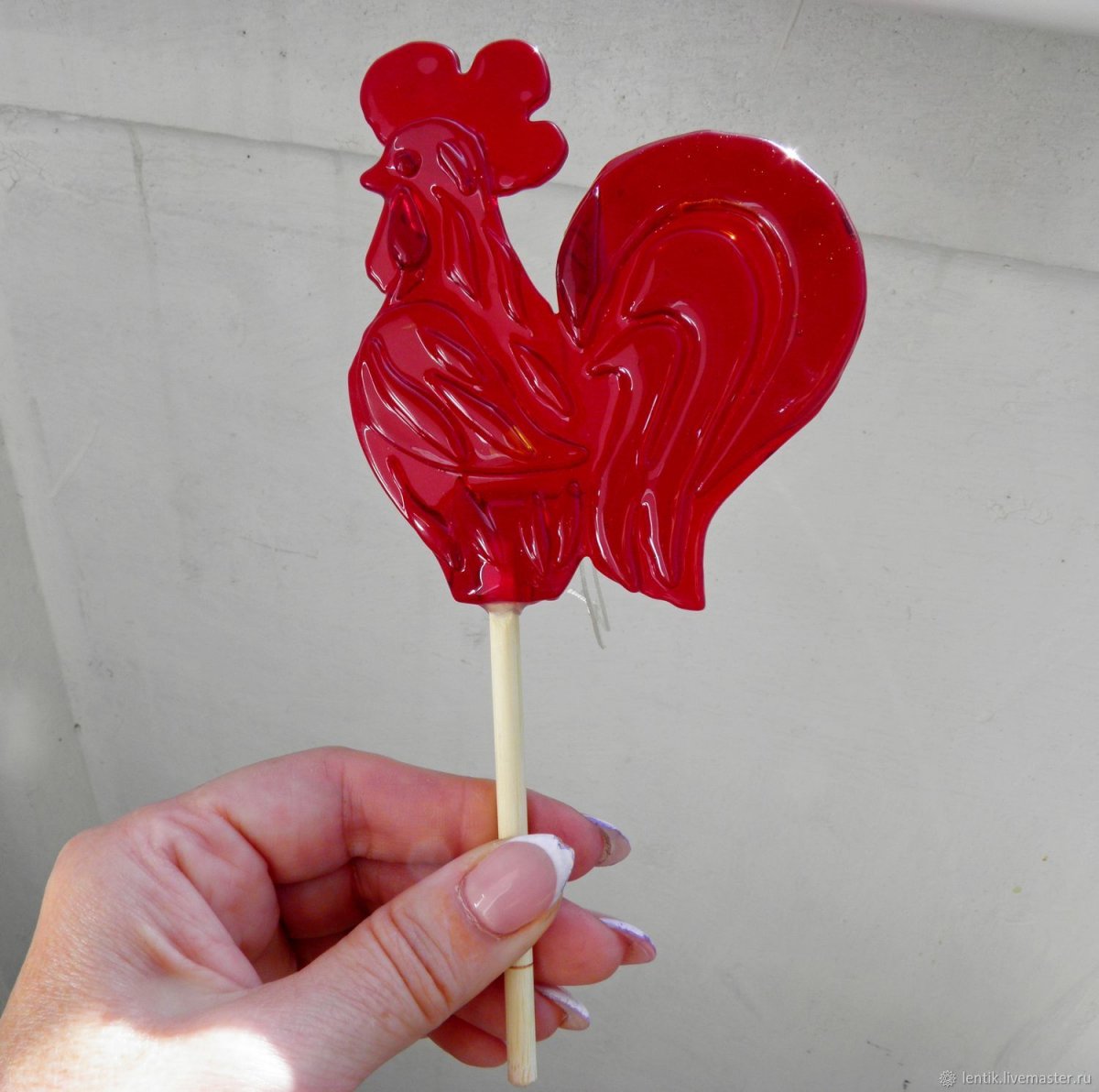 Жареные лягушки на палочке