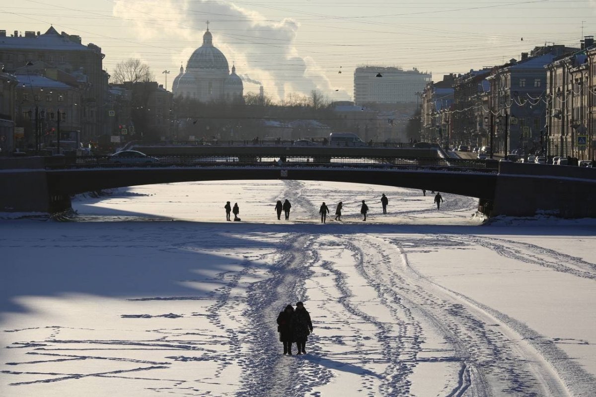 Каналы Петербурга зимой
