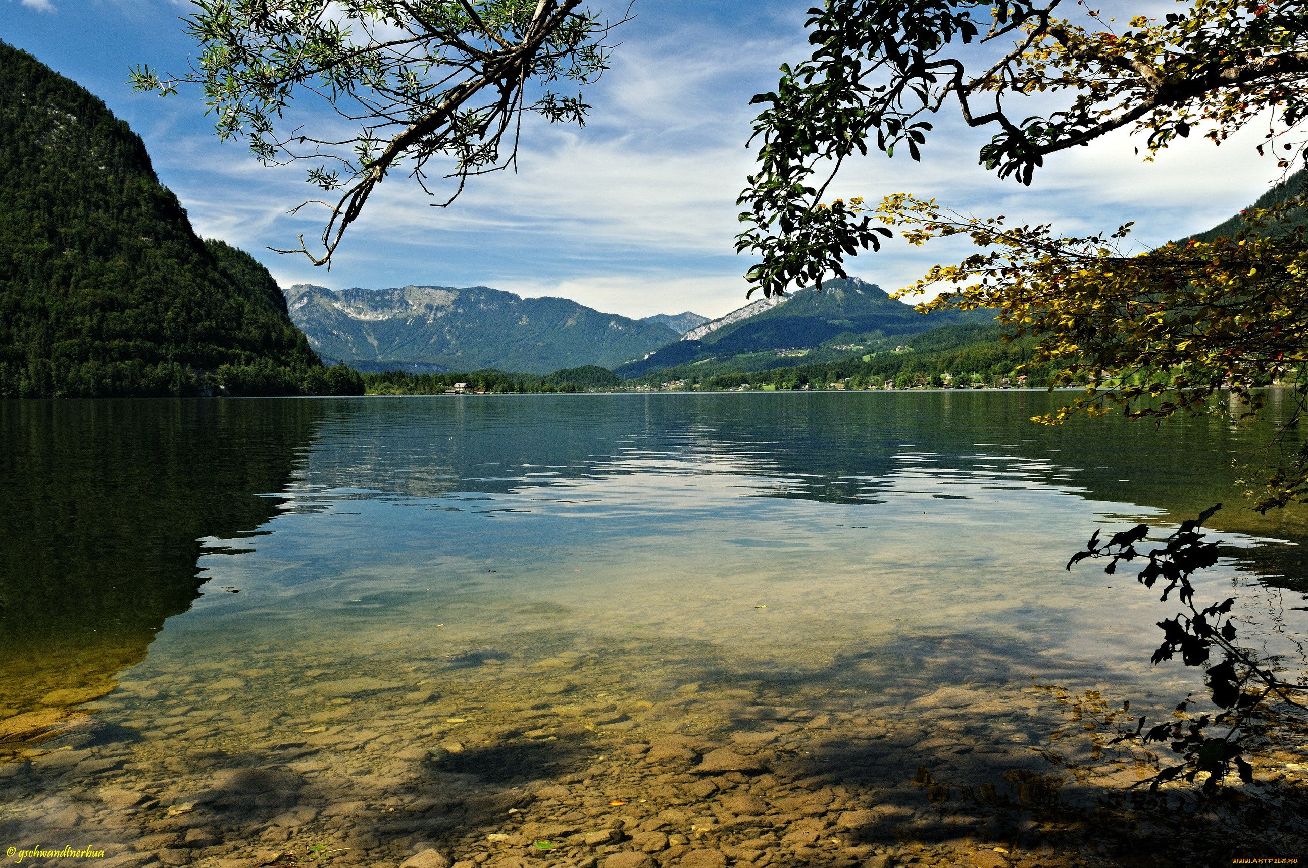 Clean lake. Реки и озера Австрии. Природа Австрии озера реки. У озера. Горные озера Австрии фото.