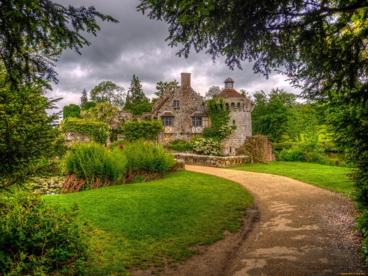 Замок Скотни (Scotney Castle)/Великобритания