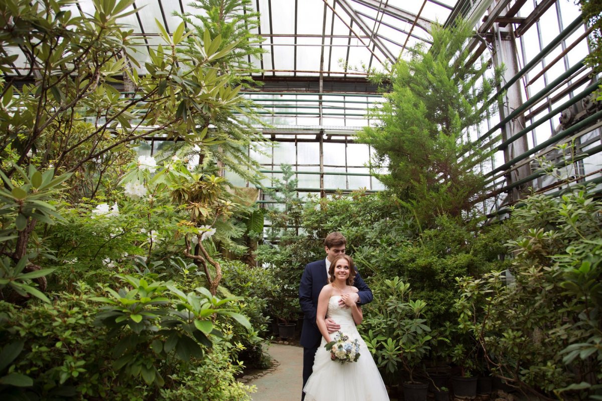 Фотосессия в оранжерее ботанического сада