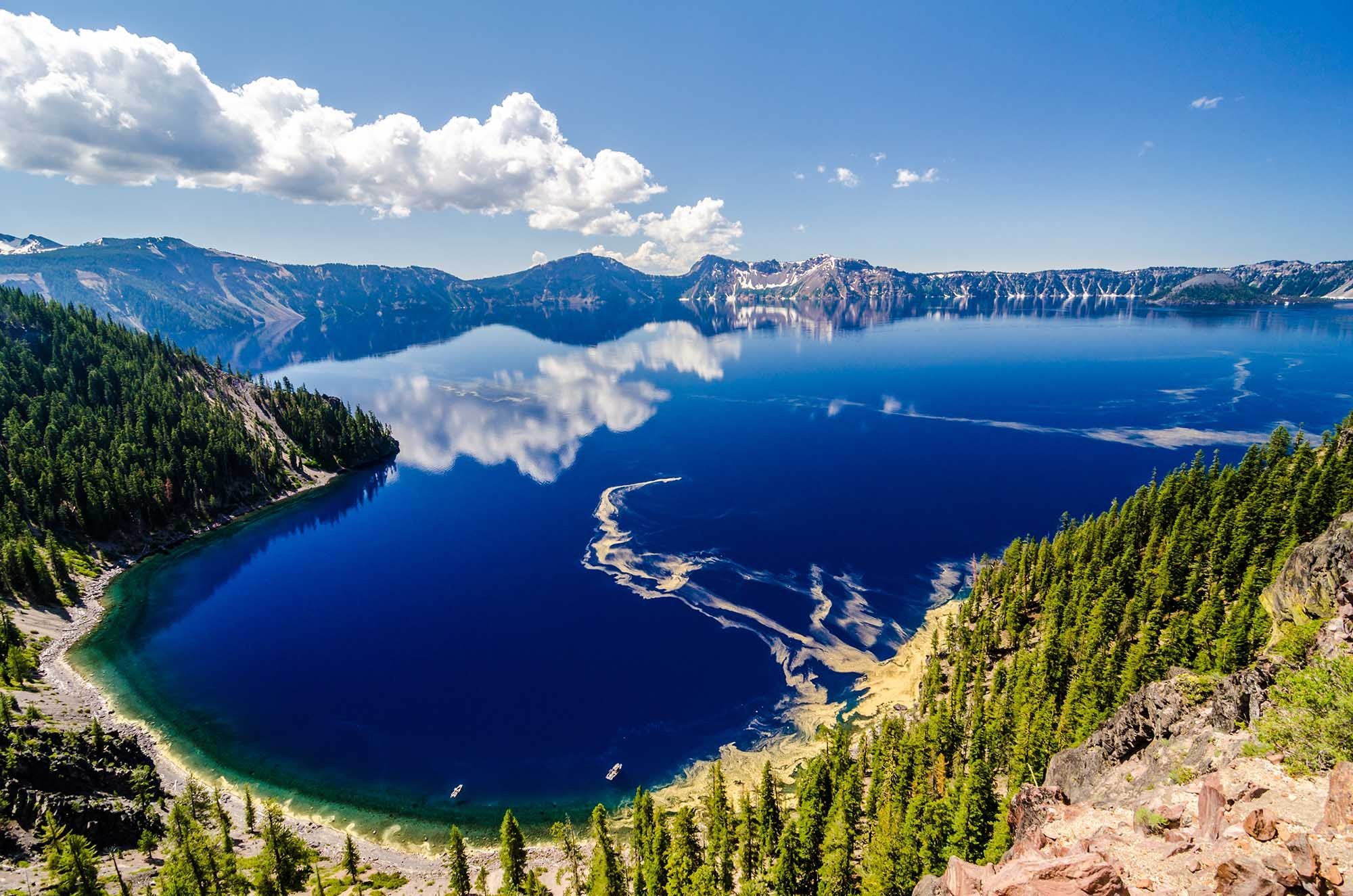 Самое маленькое озеро в америке. Кратерное озеро в Орегоне. Озеро Крейтер, штат Орегон, США. Кратерное озеро, Орегон, США. Крейтер озеро в Северной Америке.