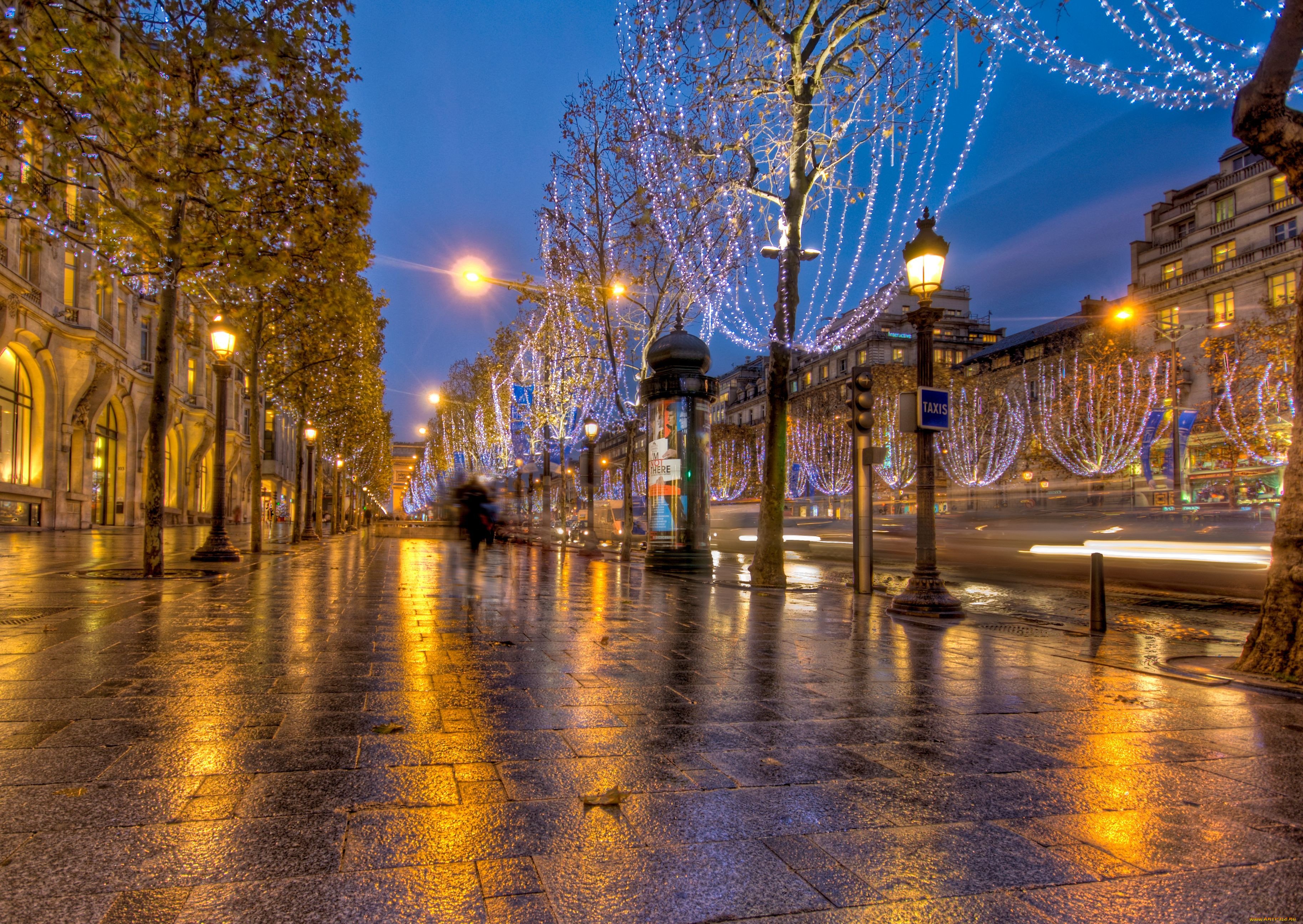 Улица ночью весной. Елисейские поля в Париже. Бульвар унтер-ден-Линден. Вечерний город. Зима в городе.