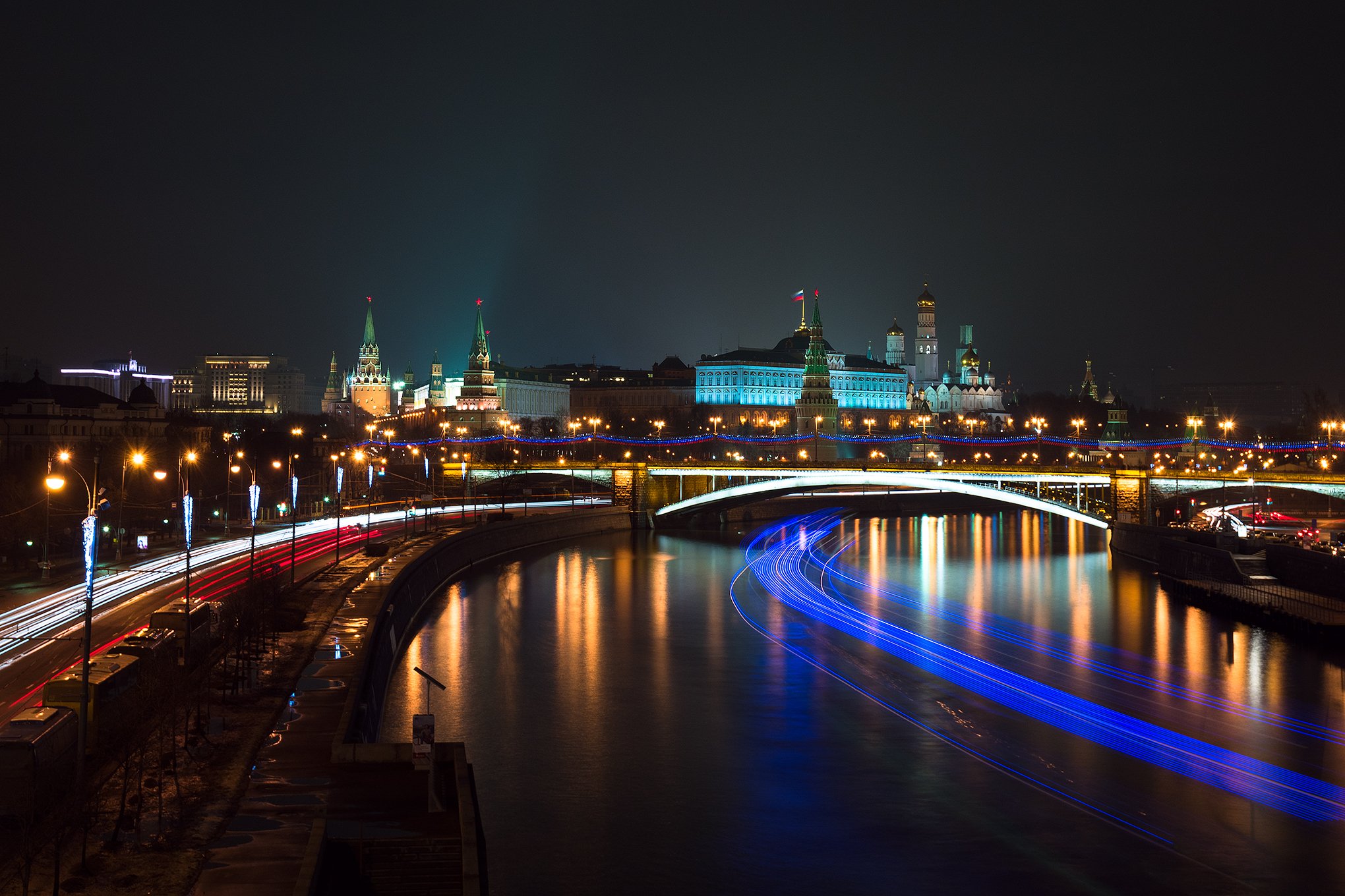 Качественно фото москвы. Москва ночью. Красивые места в Москве ночью. Вид на ночную Москву.