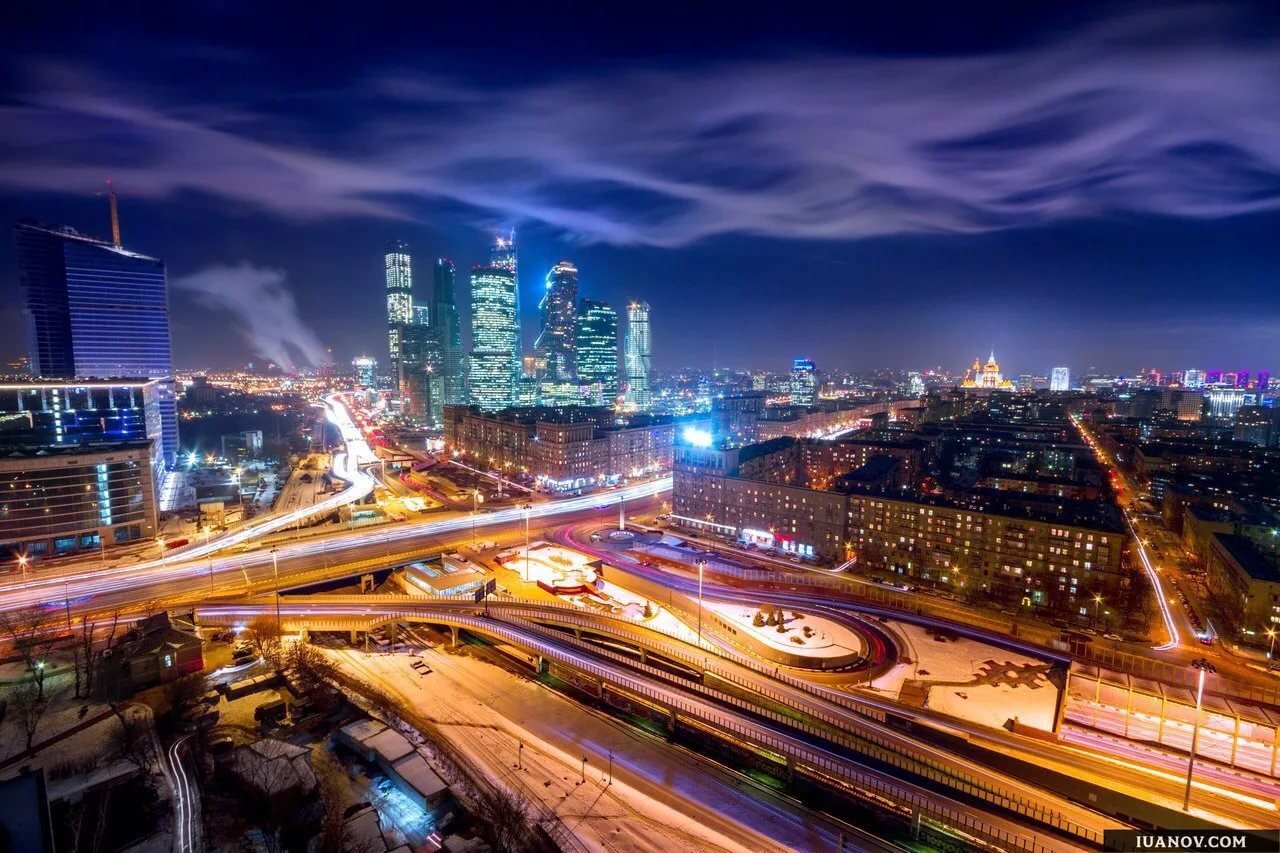 Москва ночь дорога. Москва Автострада Москва Сити. Ночная Москва панорама. Огни ночной Москвы. Ночные дороги Москвы.