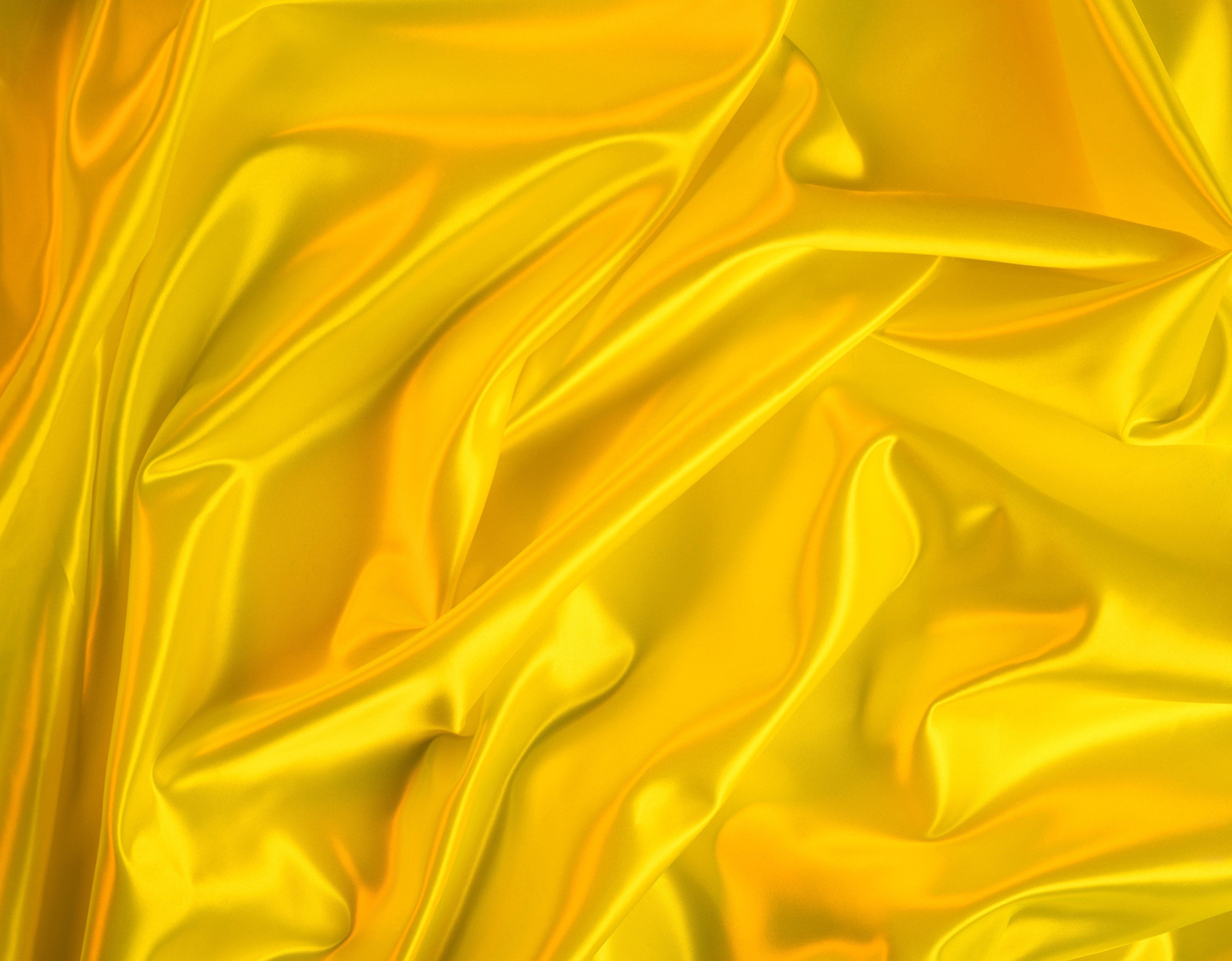 Алюминий имеет желтый цвет. Желтый цвет. Желтая ткань. Ярко желтый цвет. Яркий желтый цвет.
