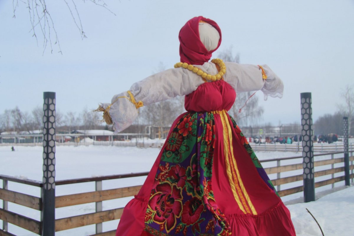 Наряд для Масленицы чучело